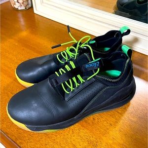 Clove healthcare shoes